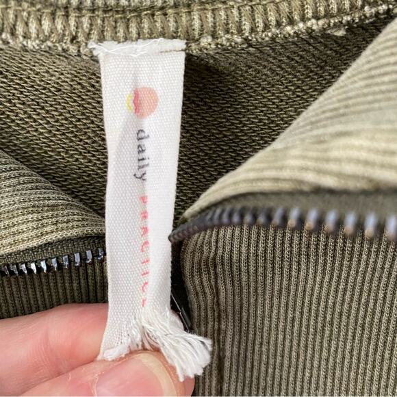 Daily Practice Anthropologie Meru Olive Green Mini Shift Dress size small cotton - Picture 10 of 10